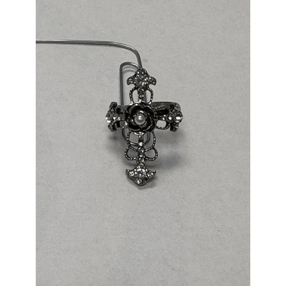 Vintage Gothic Cross Rose Pearl Rhinestone Silver Tone Statement Ring Size 7